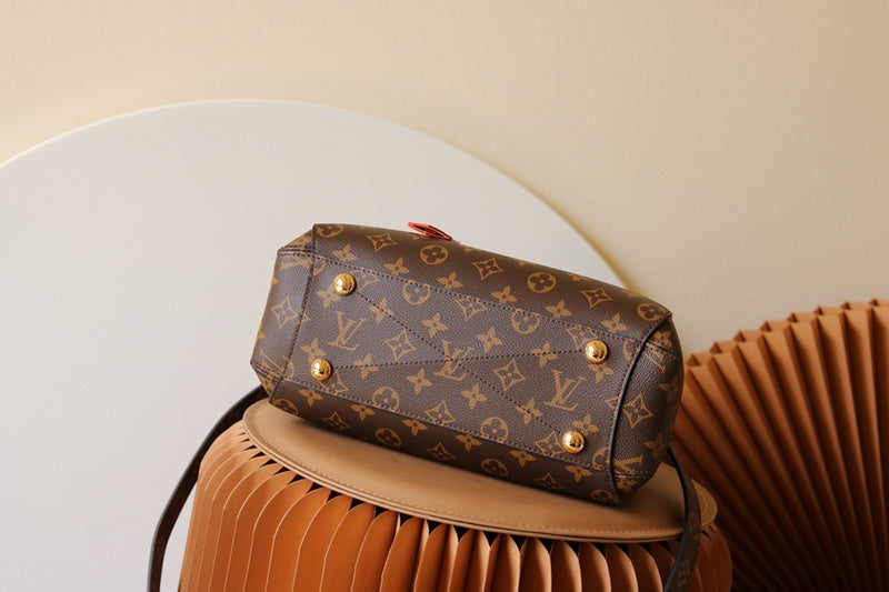 LOV - Luxurious Totes - 1802