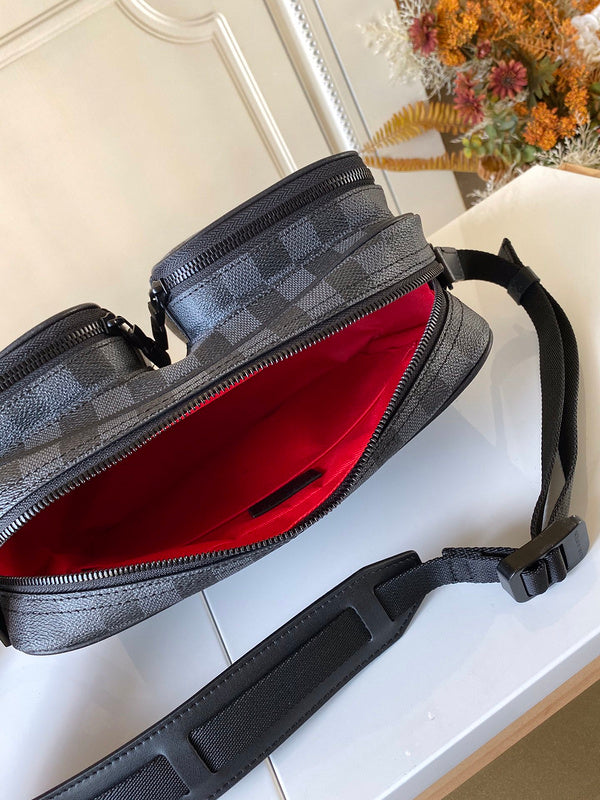 LOV - Luxurious Totes - 1675