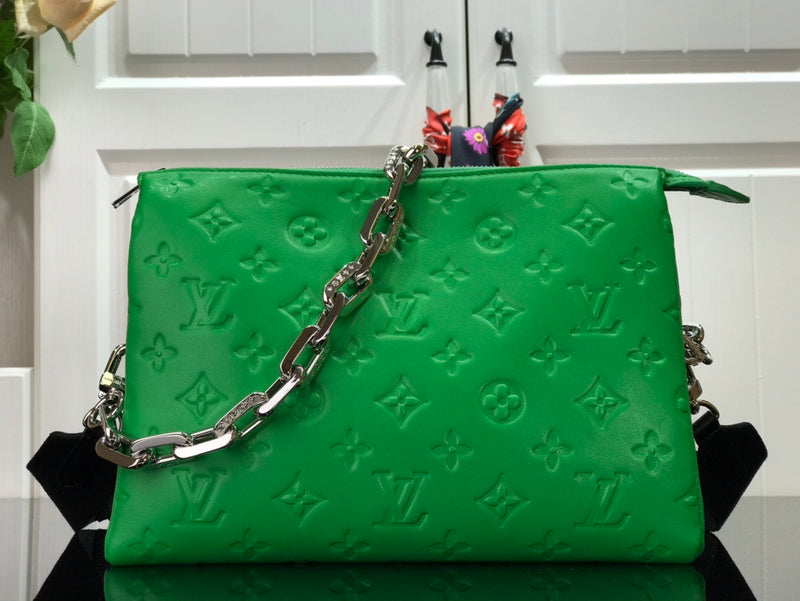 LOV - Luxurious Totes - 2484