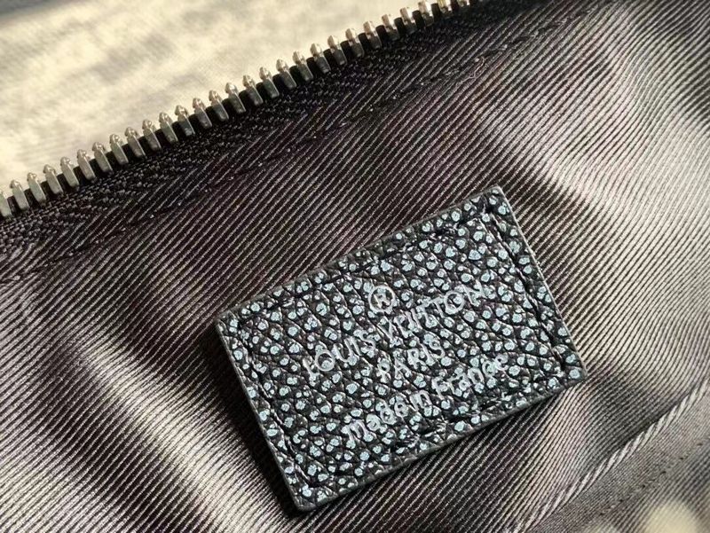 LOV - Luxurious Totes - 790
