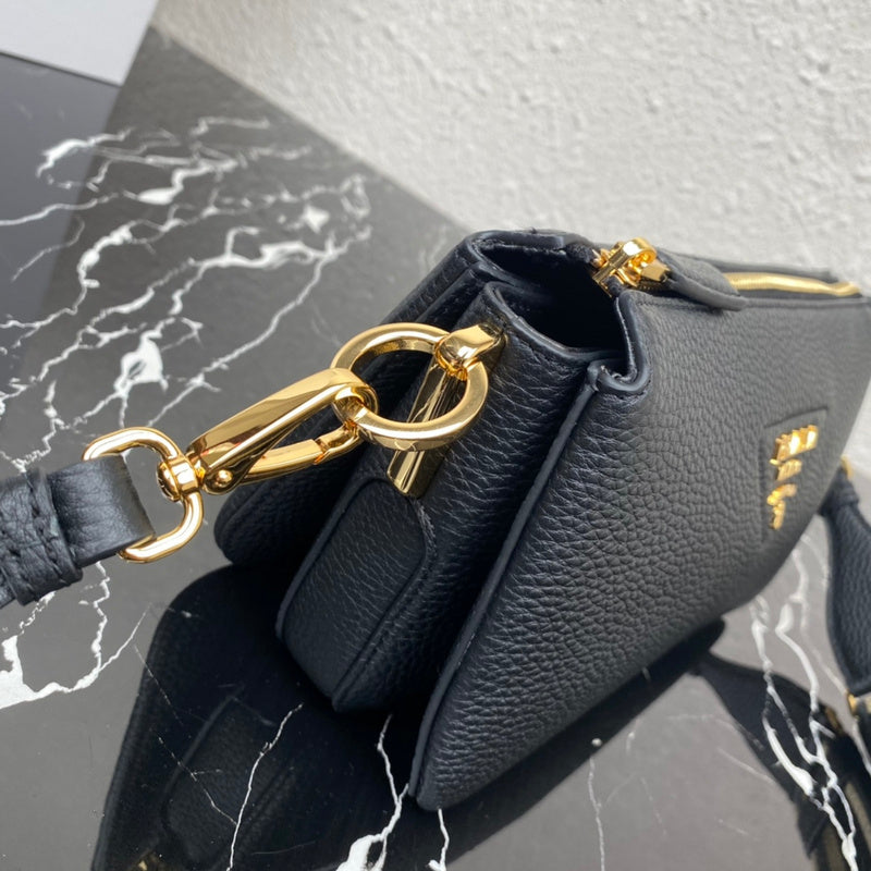 PDA - Luxurious Totes - 061