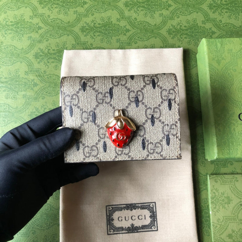 GUI - Luxurious Totes - 195