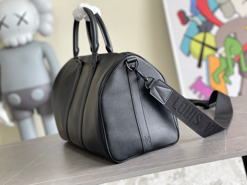 LOV - Luxurious Totes - 2071