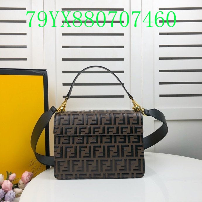 GC - Shoulder - 2596
