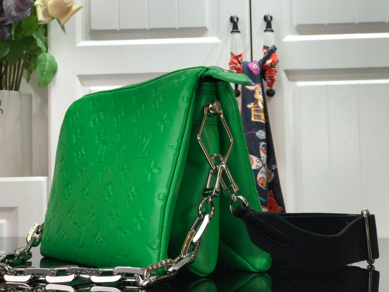 LOV - Luxurious Totes - 2484