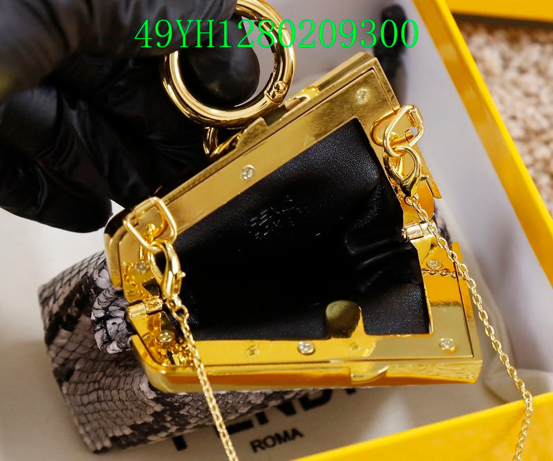 GC - Shoulder - 2699