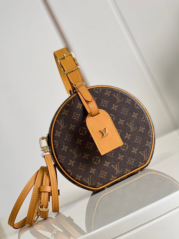 LOV - Luxurious Totes - 981