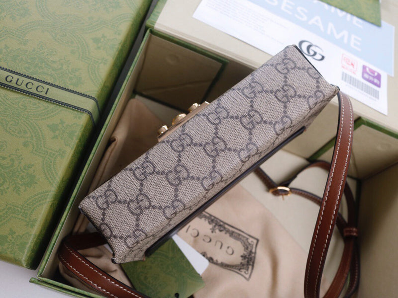 GUI - Luxurious Totes - 764