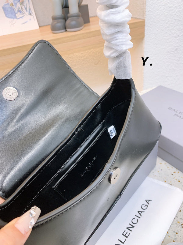 Luxurious Totes - BGA2 Bags - 331