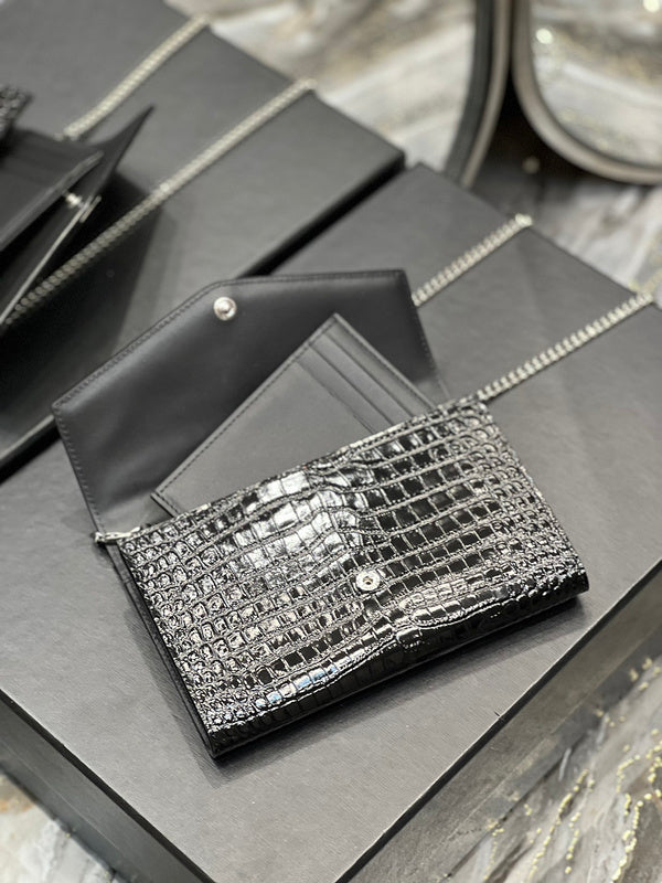 Luxurious Totes - Latest - 8229