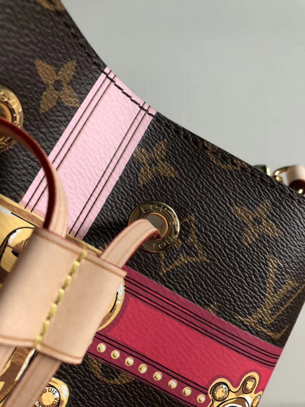 Luxurious Totes - Latest - 9749