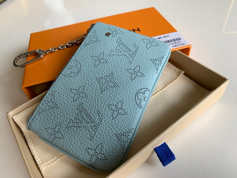 Luxurious Totes - Latest - 824