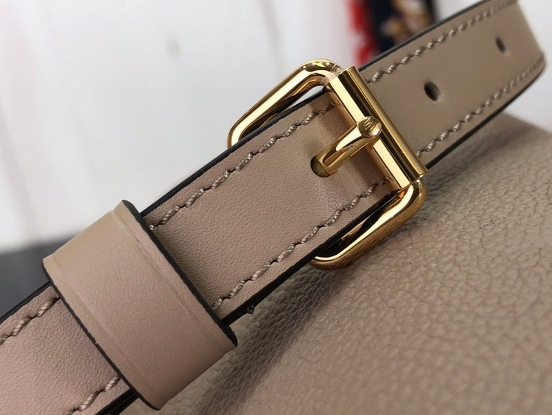 LOV - Luxurious Totes - 1263