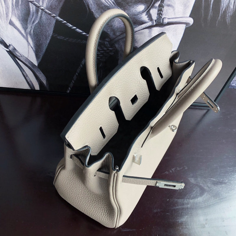 Luxurious Totes - Latest - 6870