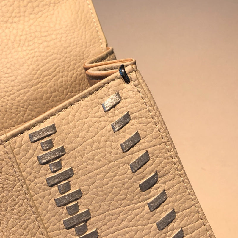 Luxurious Totes - Latest - 6021