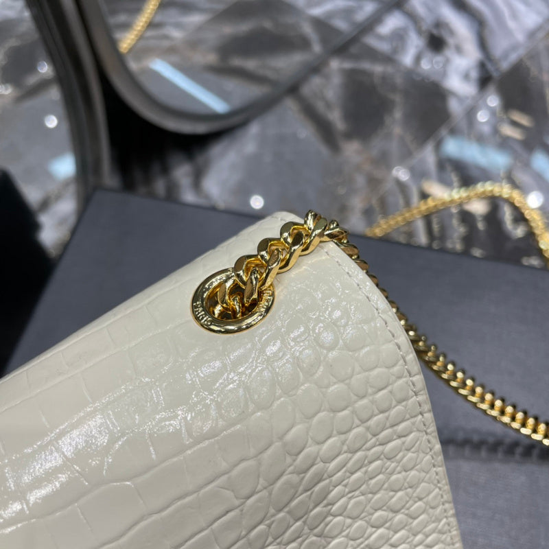 Luxurious Totes - Latest - 8517