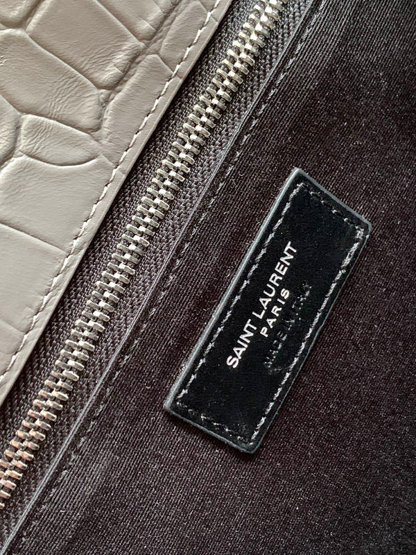 Luxurious Totes - Latest - 8189