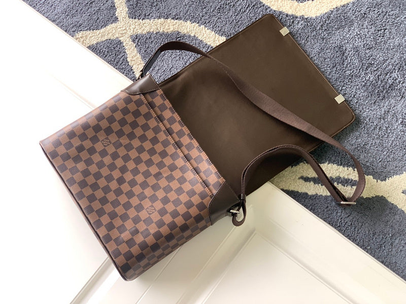 LOV - Luxurious Totes - 522