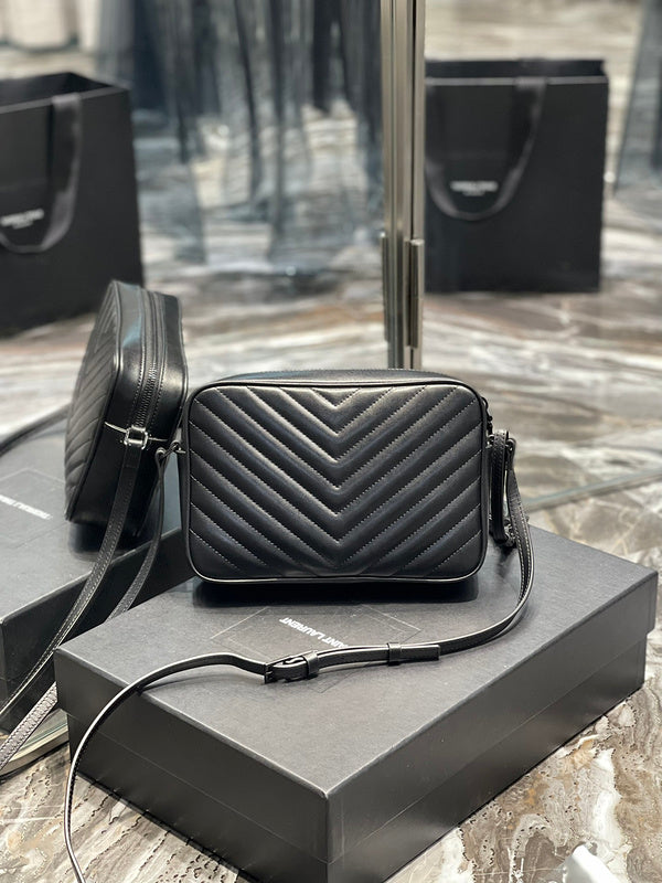 Luxurious Totes - Latest - 8221