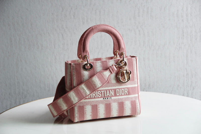 Luxurious Totes - Latest - 6524