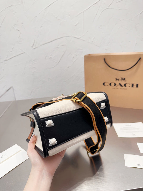 Luxurious Totes - CCH2 Bags - 136