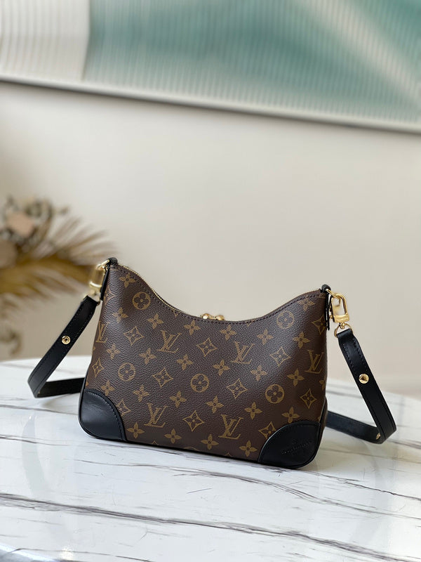 LOV - Luxurious Totes - 2359