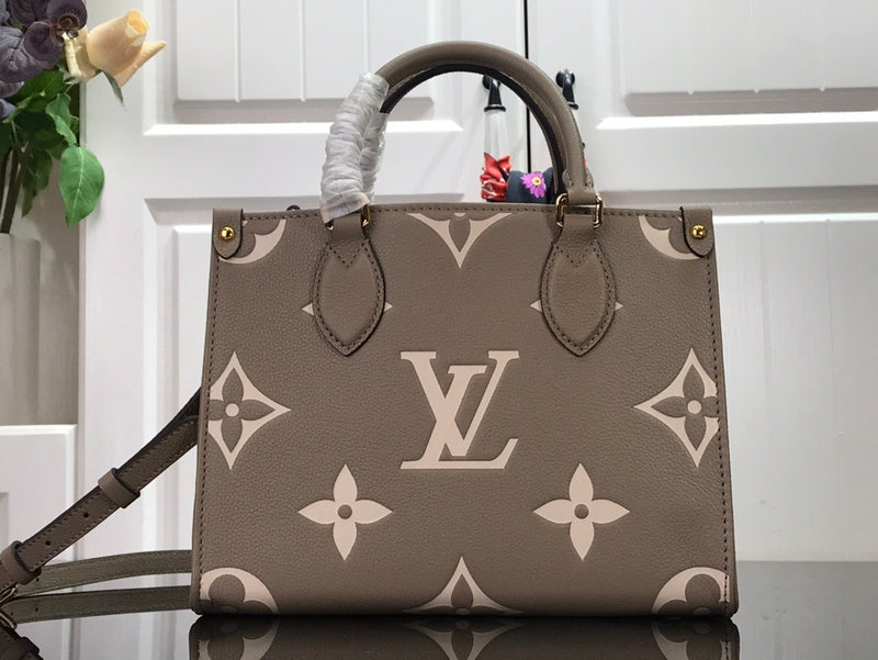 LOV - Luxurious Totes - 2486