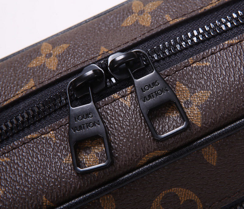 LOV - Luxurious Totes - 2671
