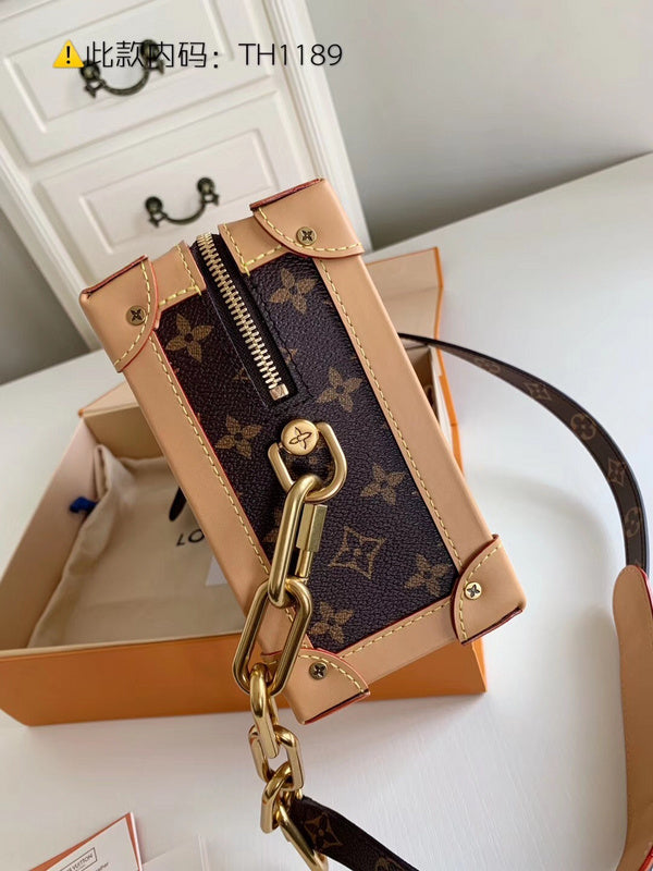 Luxurious Totes - Latest - 2417
