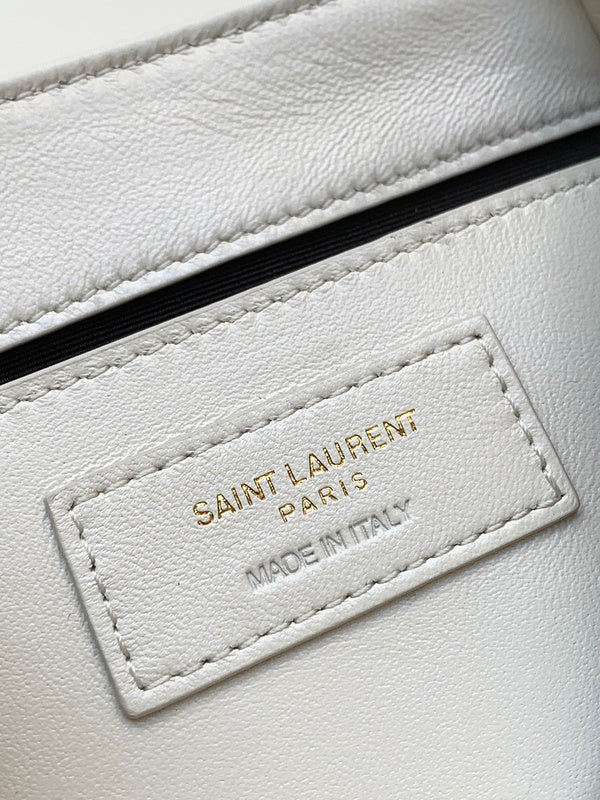 Luxurious Totes - Latest - 8642