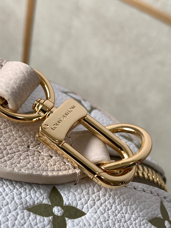 LOV - Luxurious Totes - 1225