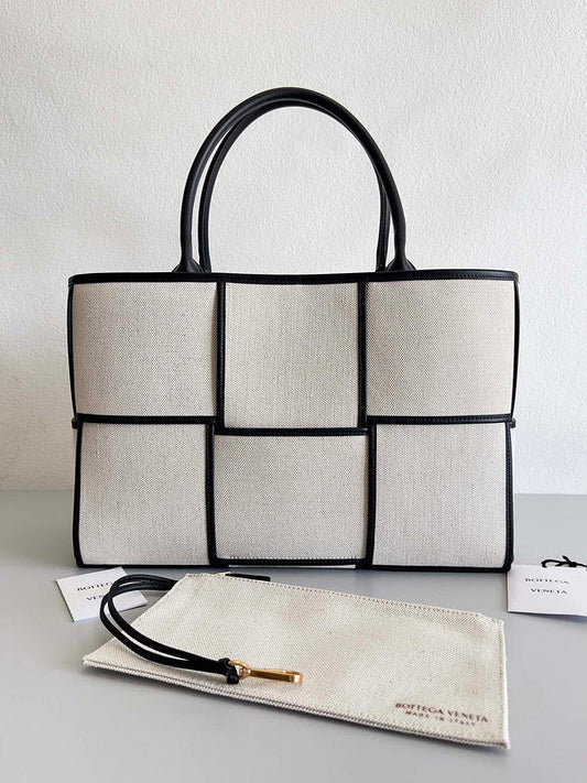 Luxurious Totes - Latest - 6980