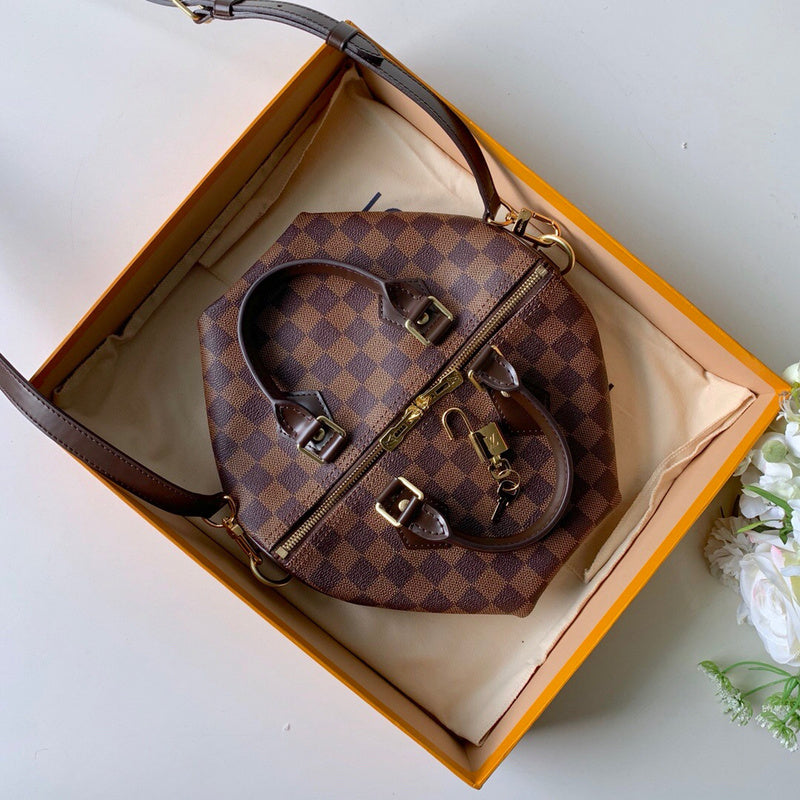 Luxurious Totes - Latest - 9687