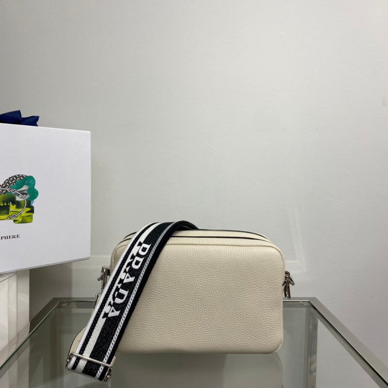 Luxurious Totes - Latest - 4557