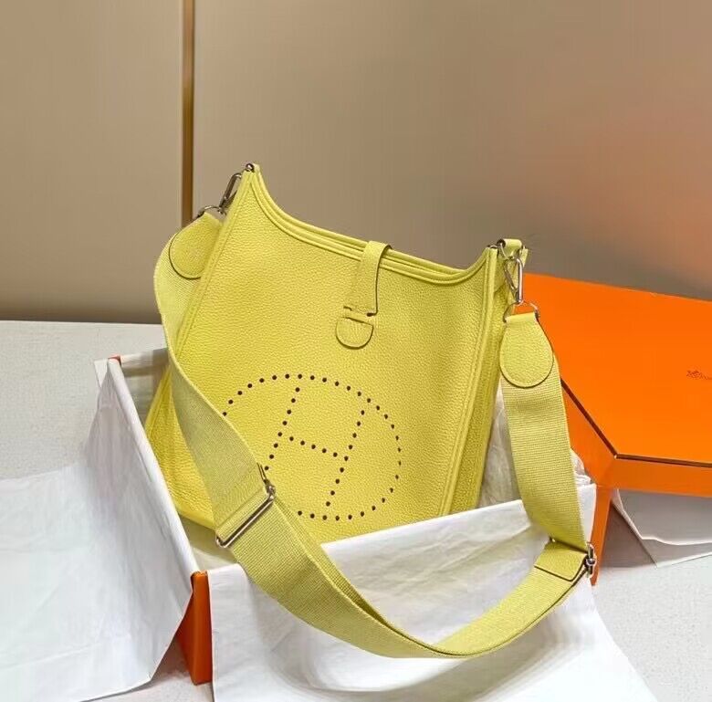 HMS - Luxurious Totes - 051