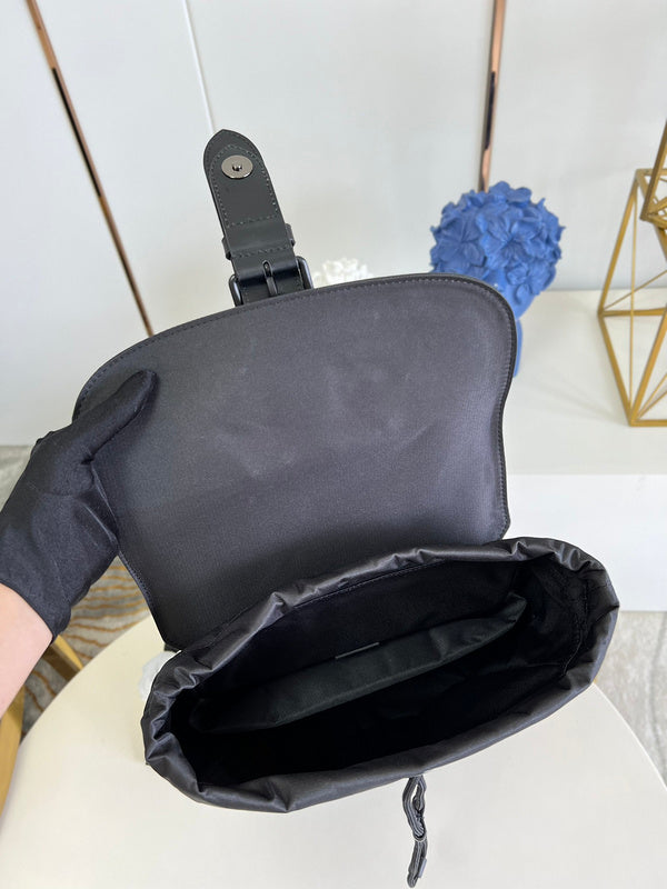 LOV - Luxurious Totes - 1785