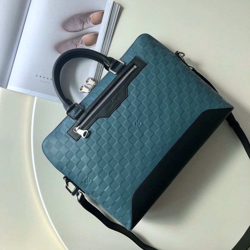Luxurious Totes - Latest - 9780