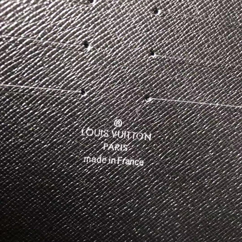 LOV - Luxurious Totes - 2644