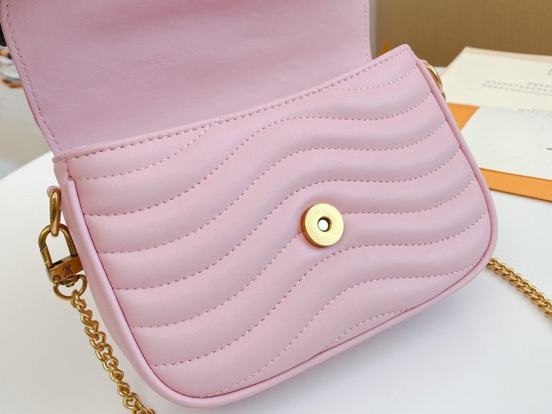 LOV - Luxurious Totes - 2436