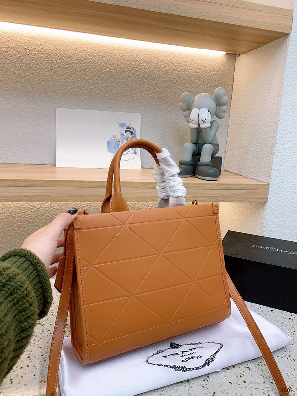 Luxurious Totes - PDA3 Bags - 118