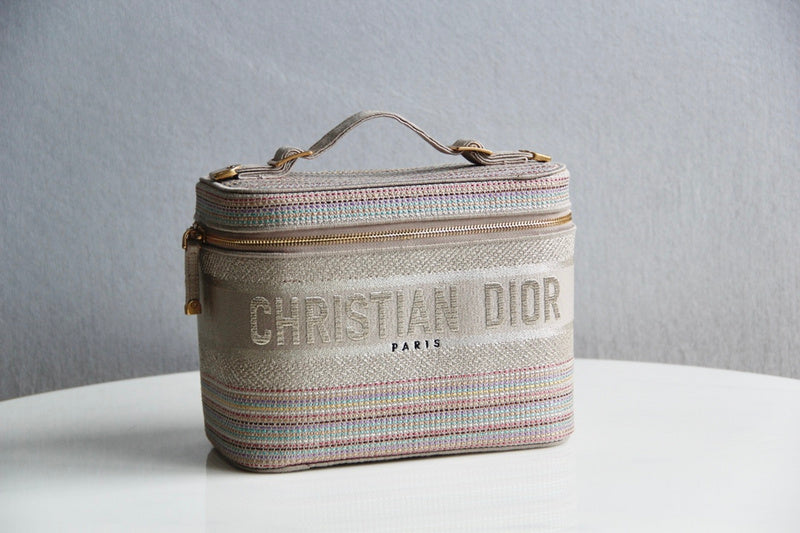 Luxurious Totes - Latest - 6517