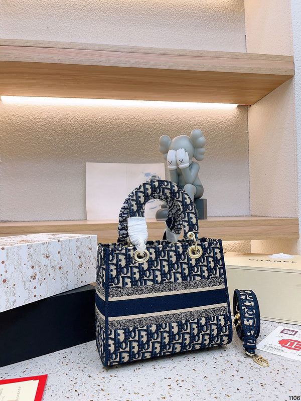 Luxurious Totes - DOR2 Bags - 015