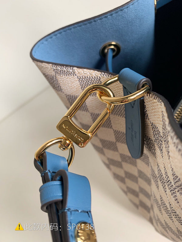 Luxurious Totes - Latest - 9759