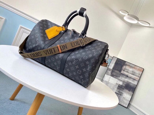 LOV - Luxurious Totes - 1091