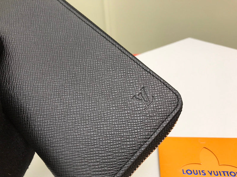 Luxurious Totes - Latest - 707