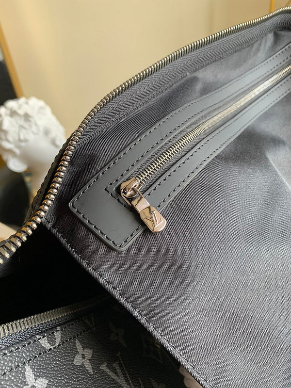 LOV - Luxurious Totes - 2609