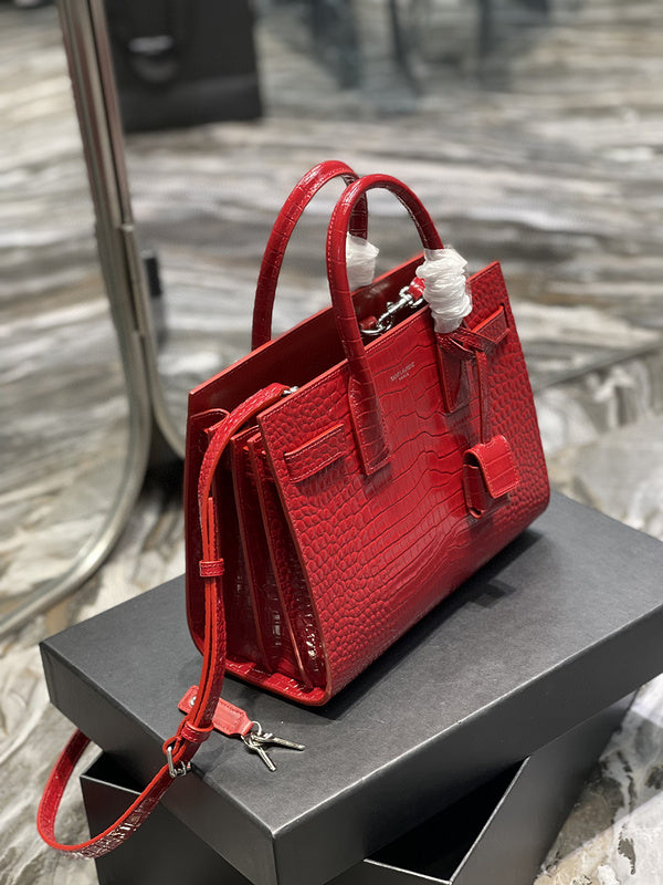 Luxurious Totes - Latest - 8725