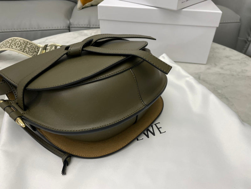 Luxurious Totes - LW-CH Bags - 006