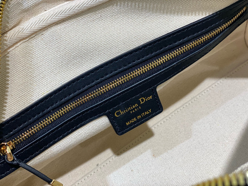 Luxurious Totes - Latest - 6224