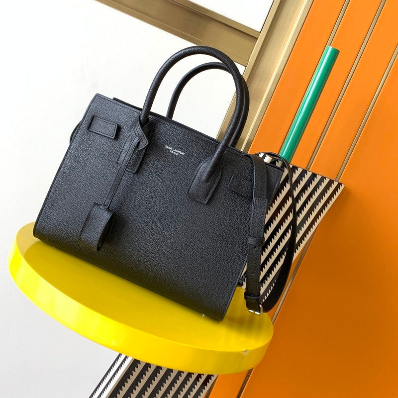 Luxurious Totes - Latest - 8142